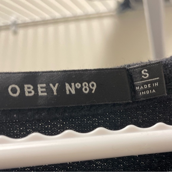 Obey Crew neck shirt - Picture 2 of 2